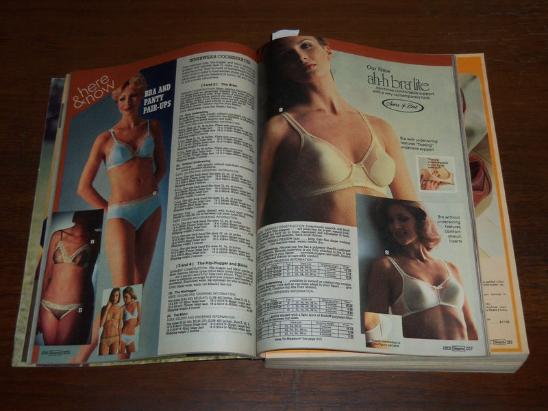 1977 FALL AND WINTER SEARS, ROEBUCK AND CO. CATALOG - GREAT FASHION - R 93R