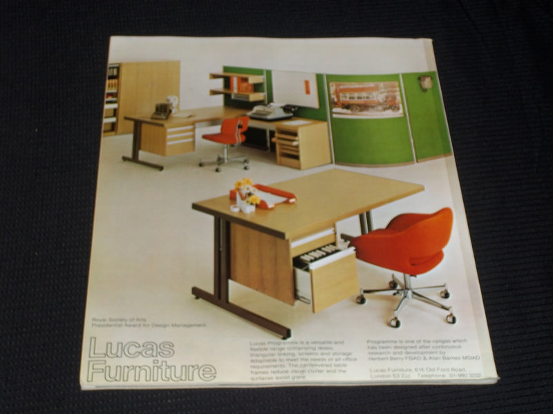 1977 APRIL ARCHITECTURAL REVIEW MAGAZINE - ELDON SQUARE COVER - E 2958