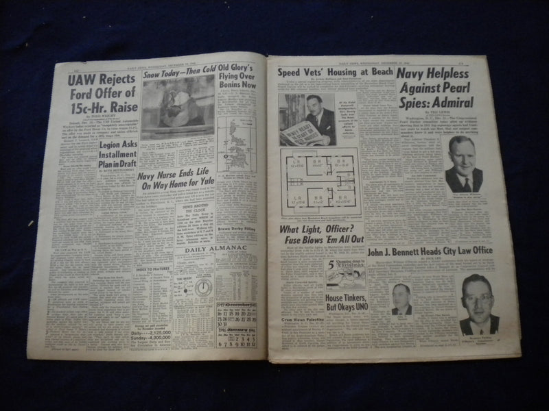 1945 DEC 19 NEW YORK DAILY NEWS NEWSPAPER-UAW SPURNS FORD .15 HOUR WAGE- NP 5984