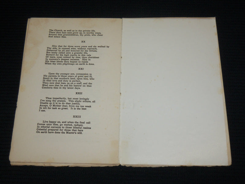 1922 A MOTHER'S LIFE IN MINIATURE BOOK SIGNED BY ALBERT NORTON - J 7022