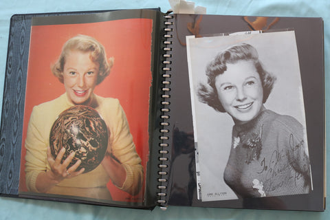 MOVIE STAR SCRAPBOOK - YVETTE MIMIEUX - VIRGINIA MAYO - E 26481