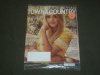2016 NOVEMBER TOWN & COUNTRY AND T&C TRAVEL MAGAZINES - DAKOTA FANNING - B 2406
