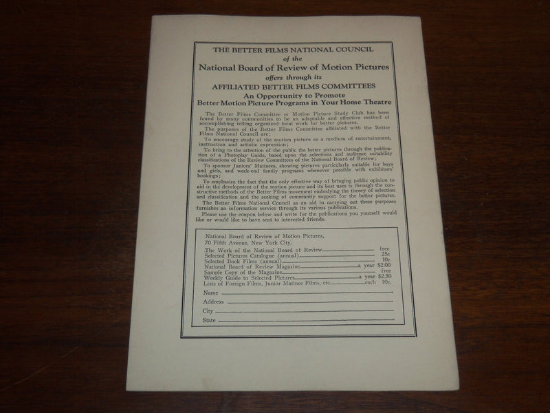 1933 DECEMBER NATIONAL BOARD OF REVIEW MAGAZINE - KATHARINE HEPBURN - K 1143
