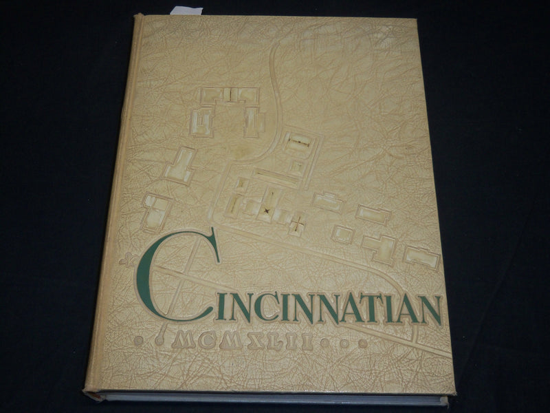 1942 CINCINNATIAN UNIVERSITY OF CINCINNATI YEARBOOK - NICE PHOTOS - YB 1944