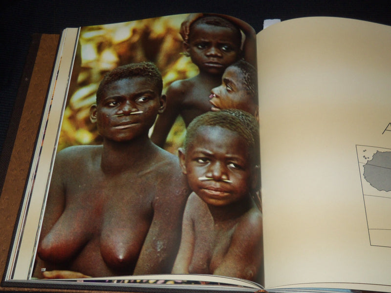 1976 AFRICA BOOK BY DIETER BLUM - - LEOPOLD SEDAR SENGHOR - GISELA BON - #58