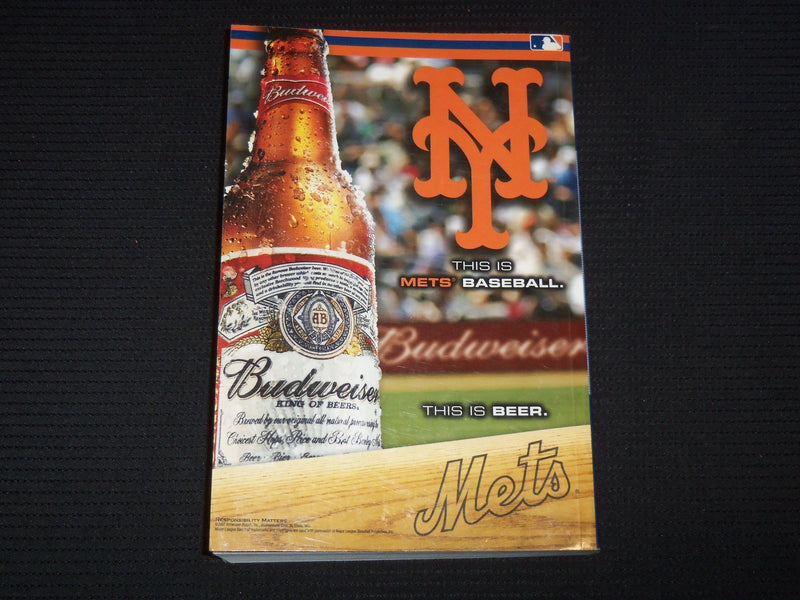 2007 METS MEDIA GUIDE - N. L. EAST DIVISION CHAMPS - SOFTCOVER - KD 5981X