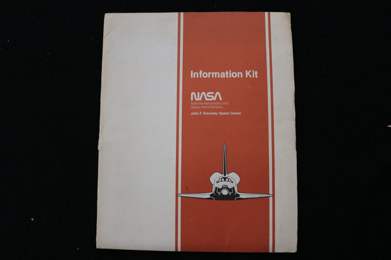 1981 NASA INFORMATION KIT - SOFTCOVER BINDER - K 3076