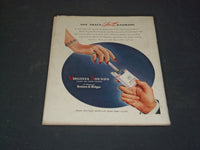 1946 MAY 11 THE NEW YORKER MAGAZINE - ILLUSTRATED COVER - NY 887