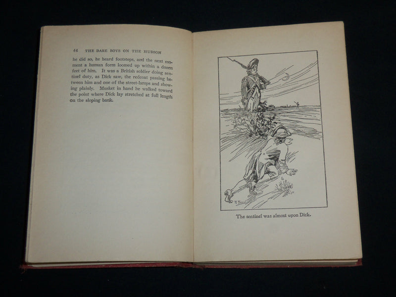 1910 DARE BOYS ON THE HUDSON HARDCOVER BOOK BY STEPHEN ANGUS COX - KD 7249