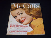 1962 FEBRUARY MCCALL'S MAGAZINE - NICE FASHION FRONT COVER - E 20243