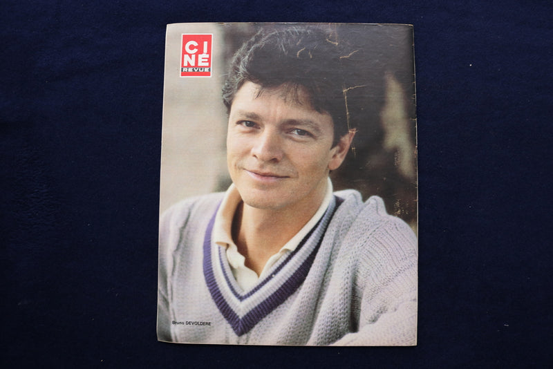 1984 OCTOBER 11 CINE REVUE MAGAZINE - JEAN-PAUL BELMONDO COVER - E 11945