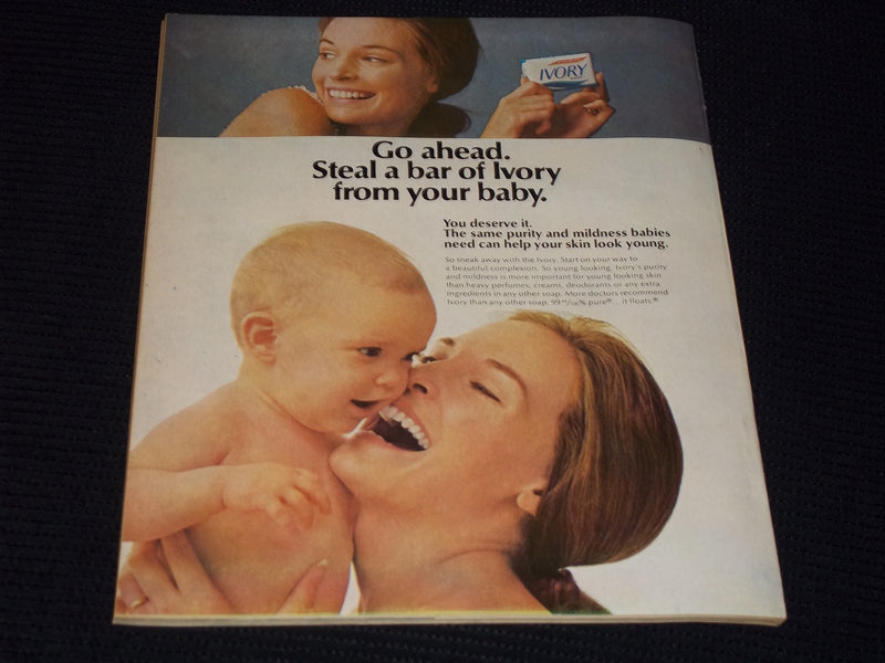 1968 MARCH PHOTOPLAY MAGAZINE - FRANK & NANCY SINATRA FRONT COVER - E 16682
