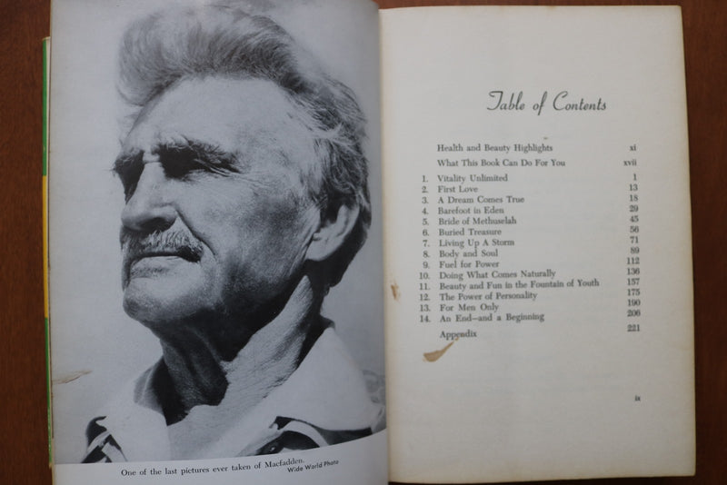 1962 BAREFOOT IN EDEN HARDCOVER BOOK BY JOHNNIE LEE MACFADDEN - KD 9611