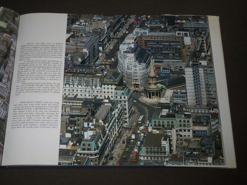 1983 ABOVE LONDON BOOK BY ROBERT CAMERON & ALISTAIR COOKE - D 143