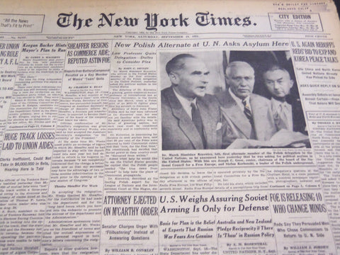 1953 SEPTEMBER 19 NEW YORK TIMES - ATTORNEY EJECTED ON M'CARTHY ORDER - NT 4611