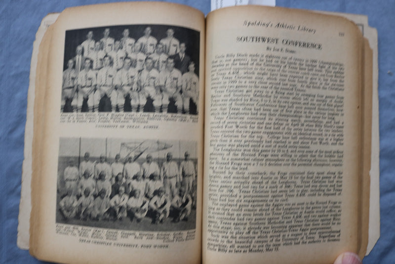 1931 SPALDING'S NCAA COLLLEGE BASEGALL GUIDE - BABE RUTH AD - SOFTCOVER - K 3090