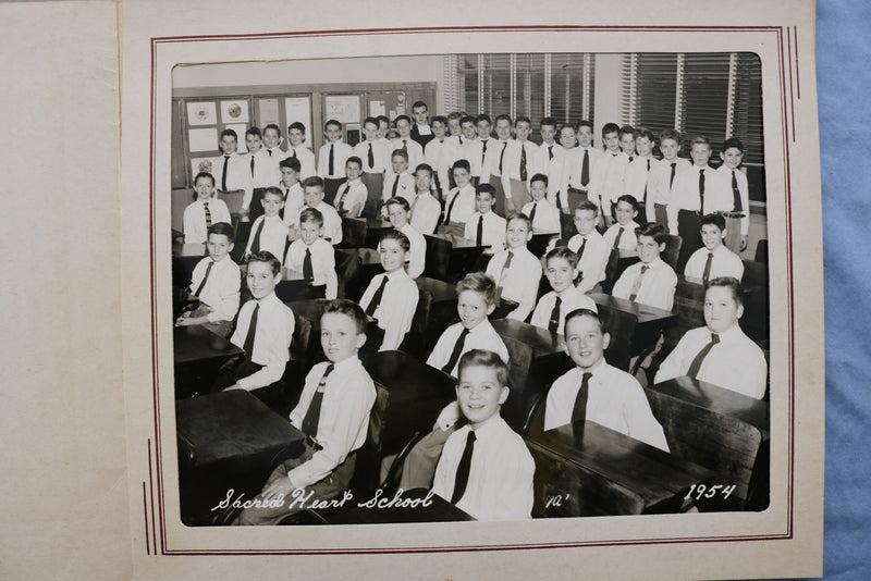 1954 SACRED HEART SCHOOL 7A BOYS CLASS 8