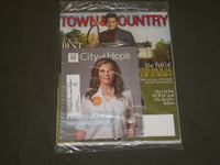 2014 OCTOBER TOWN & COUNTRY AND T&C WEDDINGS MAGAZINES - 2 MAGAZINES - B 2394