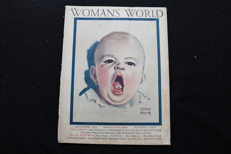 1925 NOVEMBER WOMAN'S WORLD MAGAZINE - YAWNING BABY COVER - E 10363