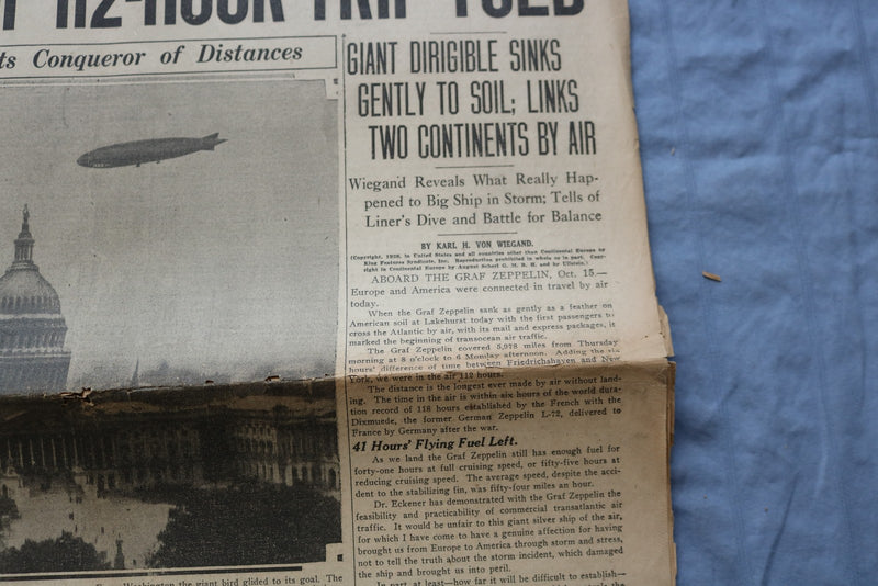 1928 OCT 16 CHICAGO HERALD EXAMINER NEWSPAPER -ZEPPELIN MOORED IN U.S. - NP 9225