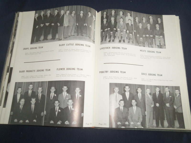 1960 REDSKIN OKLAHOMA STATE UNIVERSITY YEARBOOK - STILLWATER, OKLAHOMA - YB 2328