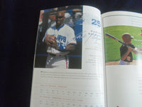 1998 TORONTO BLUE JAYS YEARBOOK - ROGER CLEMENS - ST 7115