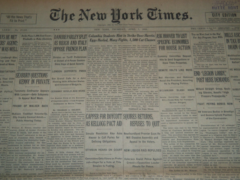 1932 APRIL 7 NEW YORK TIMES - COLUMBIA STUDENTS 0 IN STRIKE OVER HARRIS- NT 7437