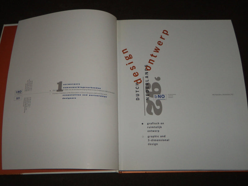 1992 DUTCH GRAPHIC AND 3-DIMENSIONAL DESIGN BOXED SET OF 2 BOOKS - KD 4985