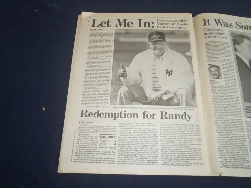 1992 MAY 20 NEW YORK NEWSDAY NEWSPAPER - NEAR MISS AT LAGUARDIA AIRPORT- NP 5583