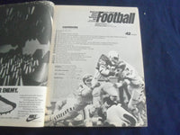 1982 STREET & SMITH'S COLLEGE FOOTBALL MAGAZINE - JOHN ELWAY COVER - B 4179G