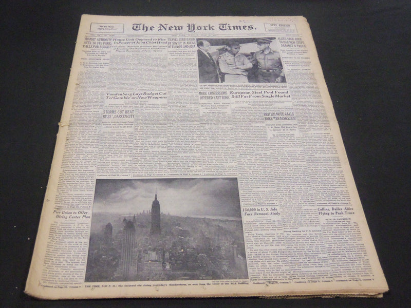1953 JUNE 23 NEW YORK TIMES - CLARK ARRIVES FOR CONFERENCE WITH RHEE - NT 4450