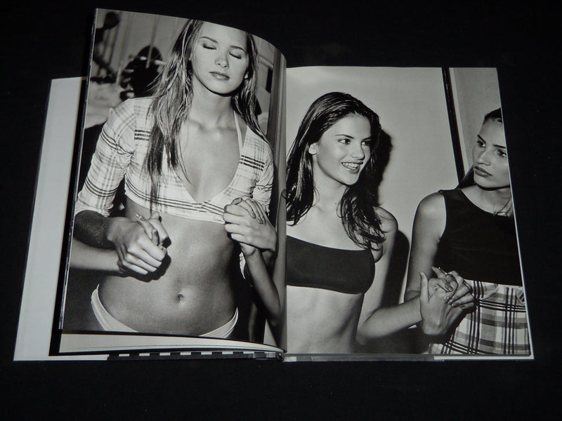 2010 BACKSTAGE HARDCOVER BOOK BY GUSTAVO MALHEIROS - GREAT PHOTOS - D 17