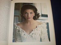 1993 THE WEDDING DRESS BOOK BY MARIA MCBRIDE-MELLINGER - GREAT PHOTOS - KD 2736