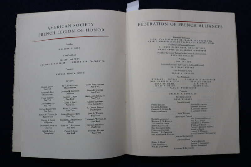 1960 APRIL 26 GENERAL CHARLES DE GAULLE DINNER PROGRAM SOFTCOVER BOOK - K 904
