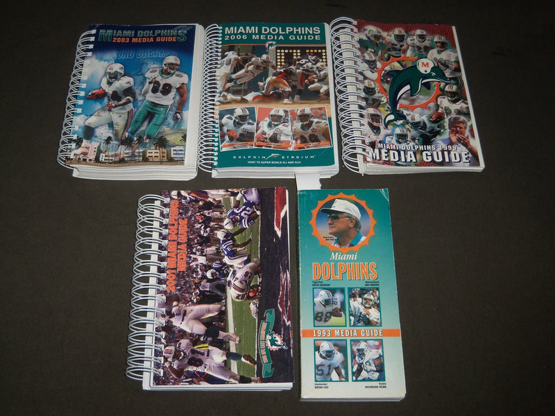 1993-2006 MIAMI DOLPHINS FOOTBALL MEDIA GUIDES LOT OF 5 - KD 4787