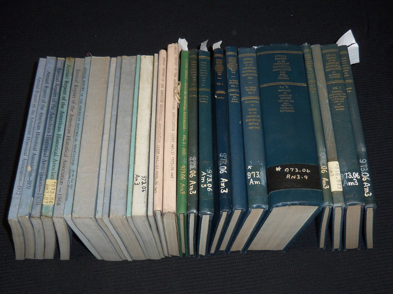 1940-1972 AMERICAN HISTORICAL ASSOCIATION BOUND VOLUMES LOT OF 26 - KD 5O