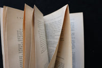 1954 L'EVEQUE DES NEIGES SOFTCOVER BOOK BY ROLAND CLUNY - FRENCH TEXT - K 3499