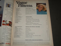 1977 JANUARY/FEBRUARY VOGUE PATTERNS MAGAZINE - FASHION - SP 5802
