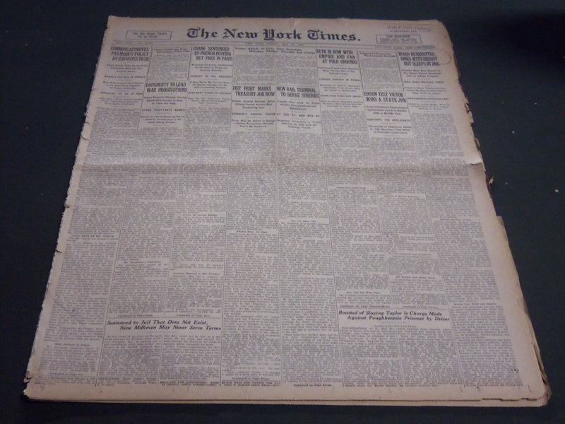 1922 MAY 26 NEW YORK TIMES - RUTH IN ROW WITH UMPIRE AND FAN - NT 6937