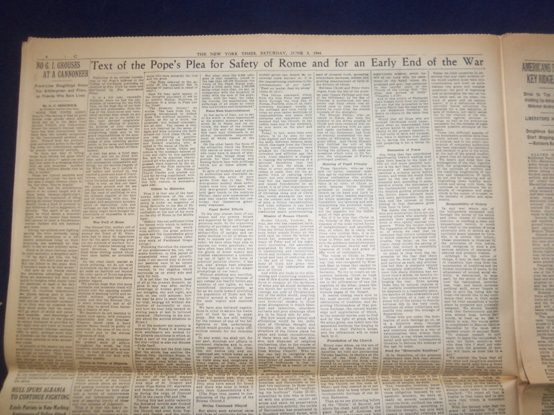 1944 JUNE 3 NEW YORK TIMES - AIR FORCE LINKS RUSSIA, WITH BASES THERE - NP 6558