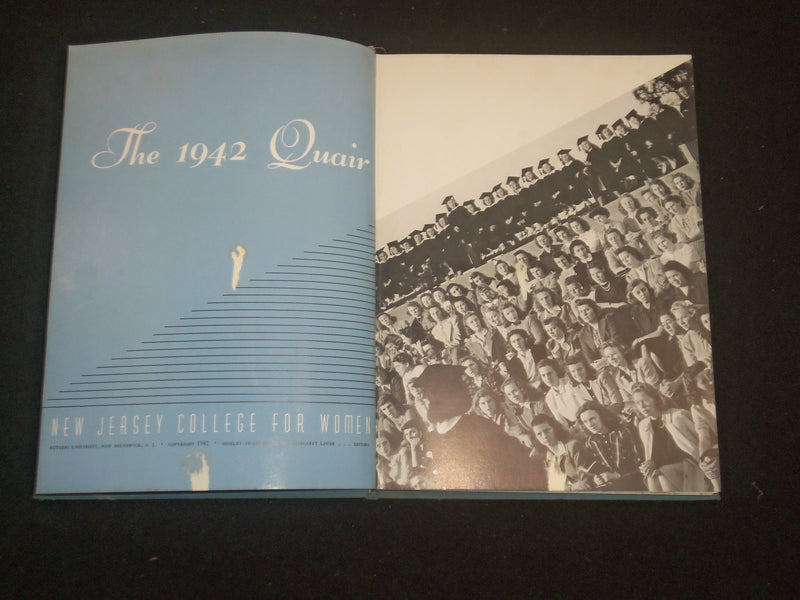 1942 NEW JERSEY STATE COLLEGE FOR WOMEN YEARBOOK - NEW BRUNSWICK, NJ - YB 2304