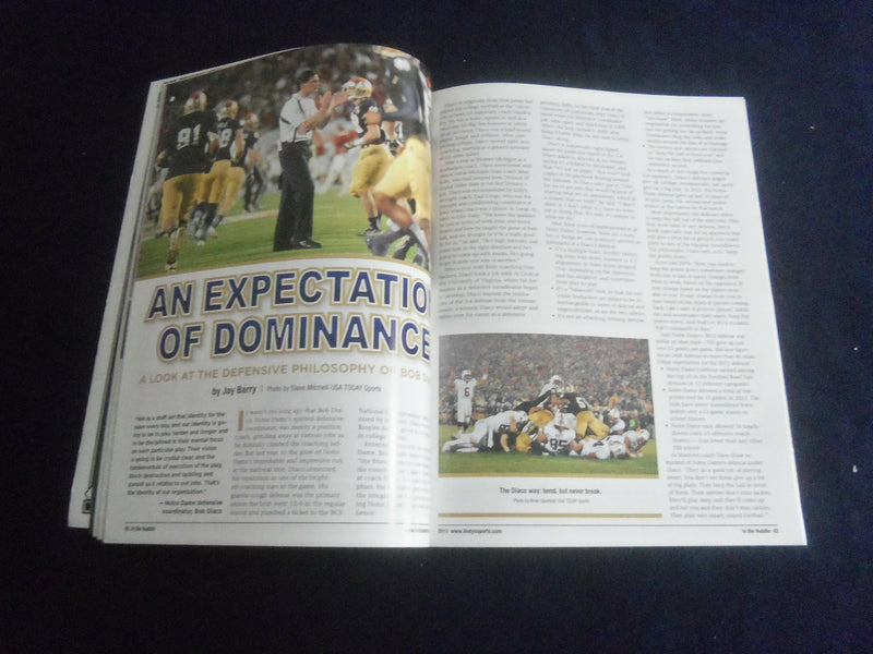 2013 LINDY'S SPORTS NOTRE DAME MAGAZINE - FIGHTING IRISH IN THE HUDDLE - ST 7160