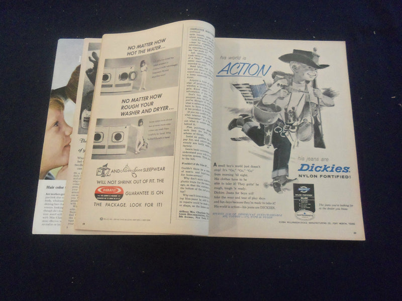 1964 AUGUST GOOD HOUSEKEEPING MAGAZINE - NICE COVER, ARTICLES & ADS - F 252Z