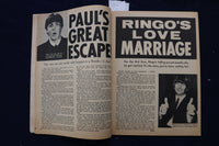 1965 JUNE TEEN PIN-UPS MAGAZINE - THE BEATLES PHOTOS AND ARTICLES - E 18592