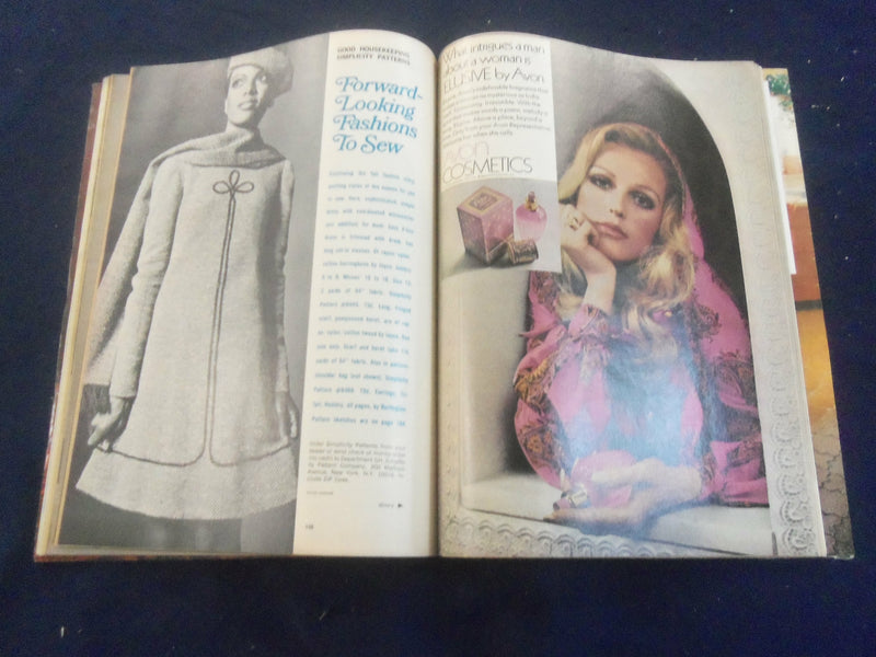 1969 SEPTEMBER GOOD HOUSEKEEPING MAGAZINE - JOAN KENNEDY - SP 4796F