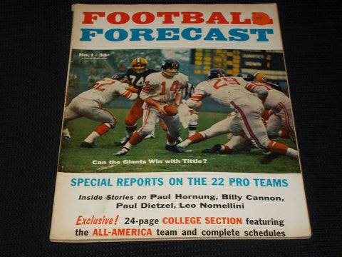 1962 #1 FOOTBALL FORECAST MAGAZINE - THE NY GIANTS COVER - E 7919