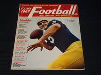 1967 STREET & SMITH'S COLLEGE FOOTBALL MAGAZINE - TERRY HANRATTY - E 7851