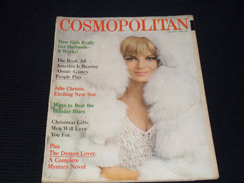 1965 DECEMBER COSMOPOLITAN MAGAZINE - ANNE DE ZAGHEB FRONT COVER - E 15133