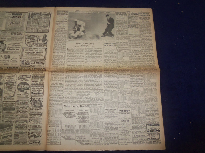 1944 SEP 25 NEW YORK TIMES - BRITISH PATROLS MEET SKY UNITS AT ARNHEM - NP 6631