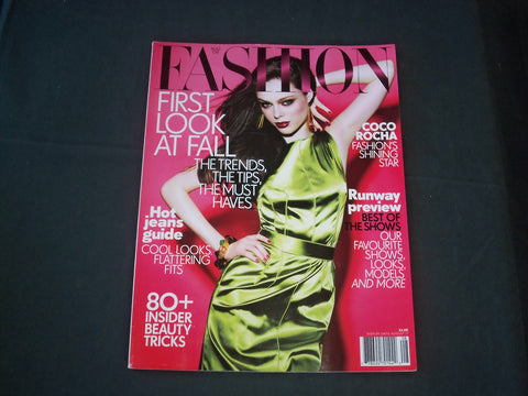 2008 AUGUST FASHION MAGAZINE - CANADIAN EDITION - COCO ROCHA COVER - B 6011